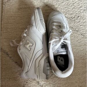 Men’s/Women’s new balance 550!!